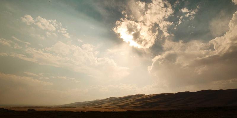 从涂鸦艺术到艺术摄影：解密Chris PH的电影感后期全流程